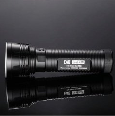 NITECORE EA8 900 LUMEN EL FENERI