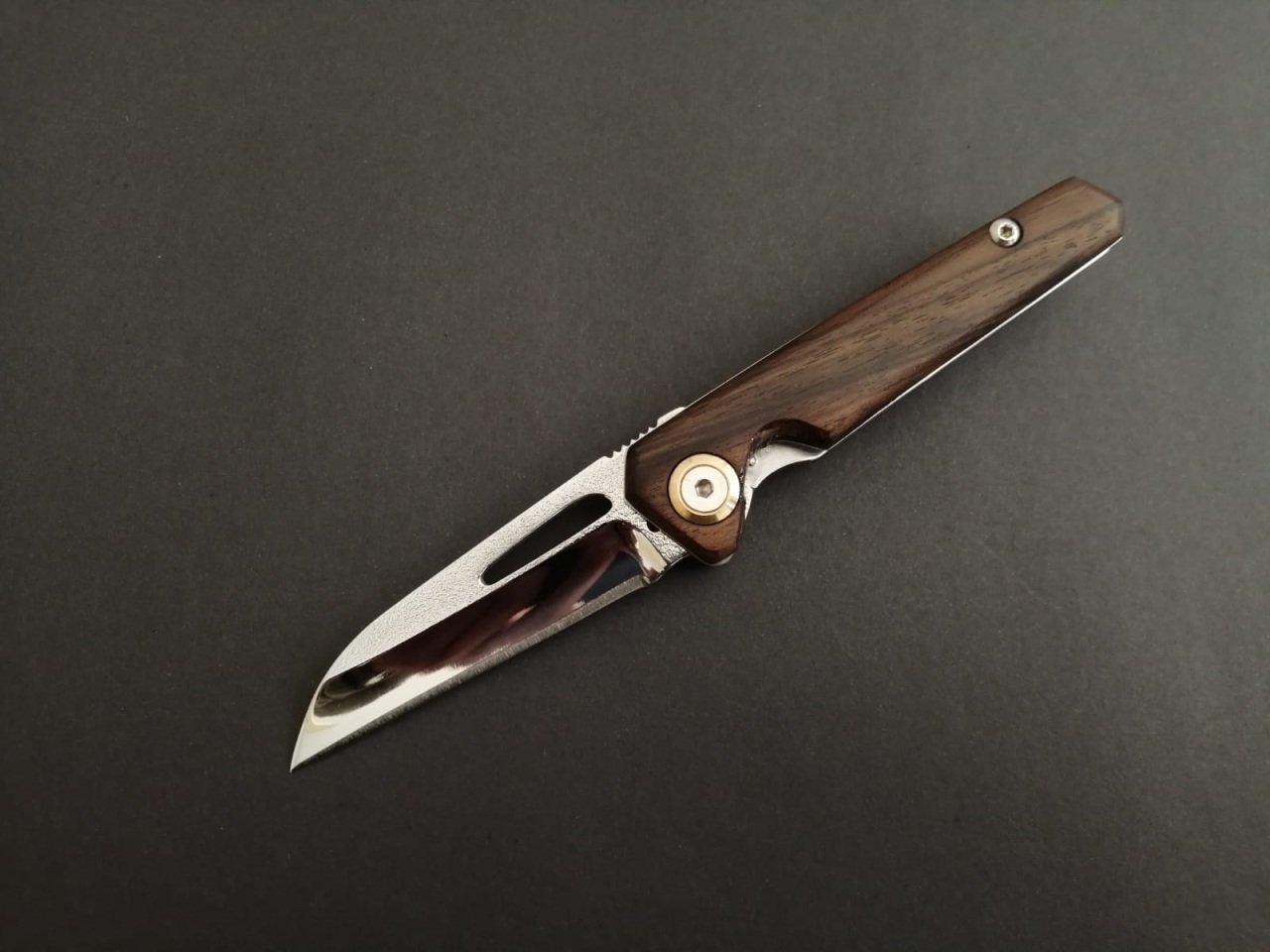 BushFolder Albatros Handmade Ceviz Çakı